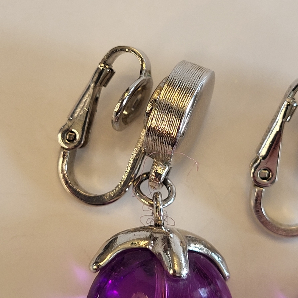 VTG Crown Trifari Silvertone Purple Lucite Dangle Clip On Earrings Waterfall 60s - Picture 7 of 15